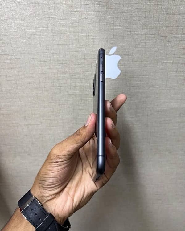 iPhone 11 64 gb non pta jv water pack Air tagit 2