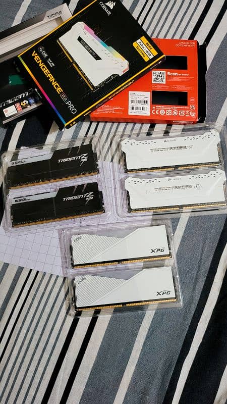 Gaming RAMs - DDR5 - DDR4 - XPG CORSAIR GSKILL CRUCIAL 1