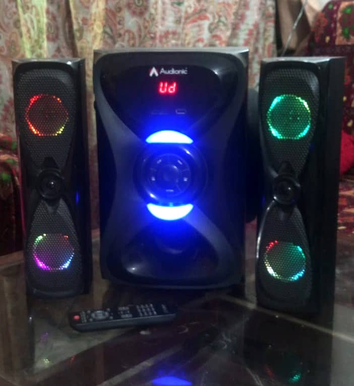 Audionic Rainbow R-30 1