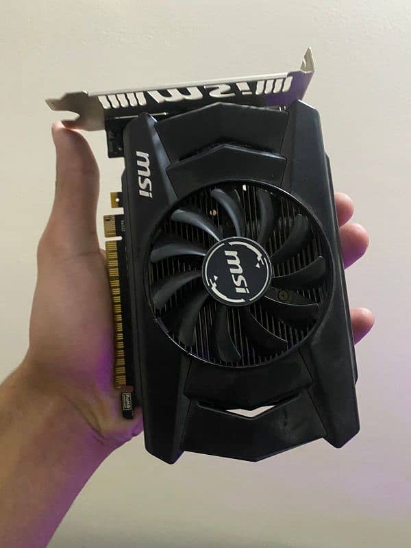 MSI amd Radeon r7 250 0