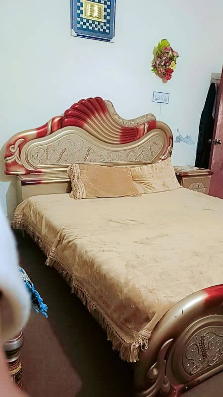 bed set with sofa and centre tabels 2