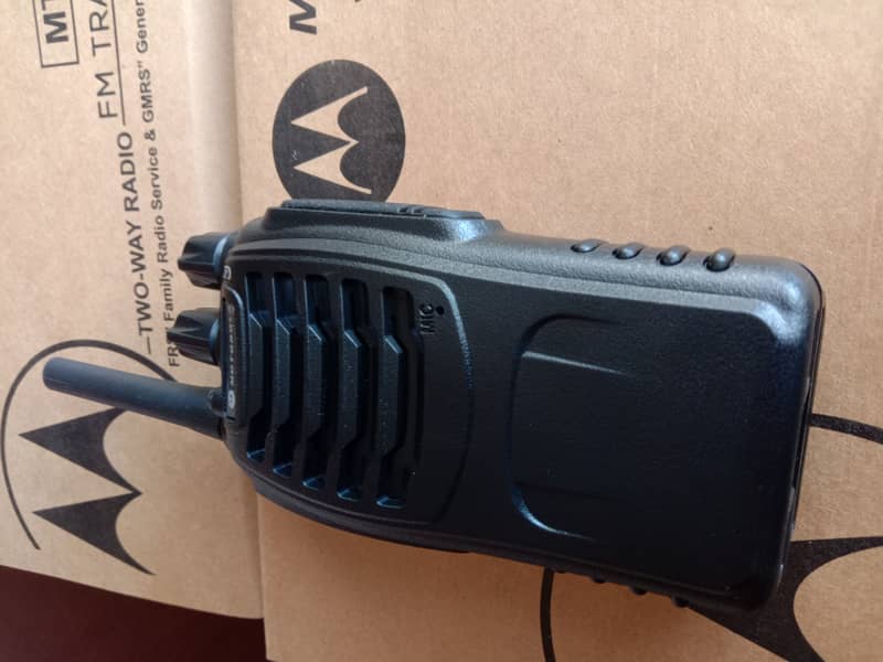 New Motorola Walkie Talkie Motorola GP328, Motrola MT828, Motrola KDC1 6