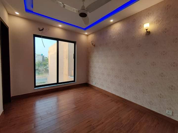 5 Marla Brand New House For Sale In Lake City - Sector M-7B Lake City Lahore 13