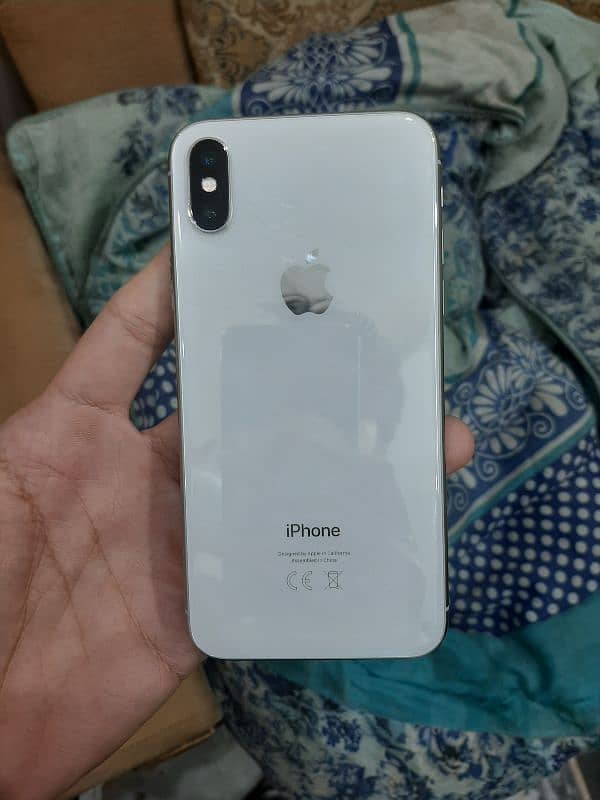 IPhone X PTA Approved 64Gb All oky White Colour 4