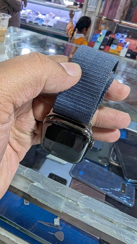 Apple Watch Series 7 Stainless Steel 3