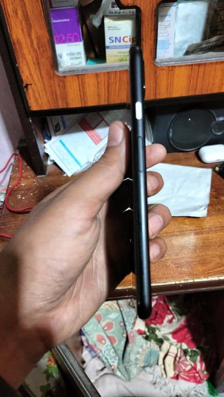 Google pixel 4xl for urgent sell reasonable price 2