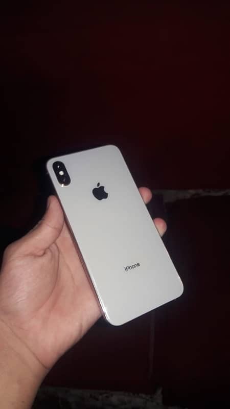 Xs max 0