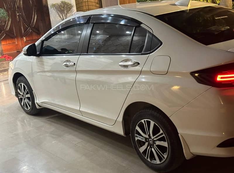 Honda City Aspire 2022 3