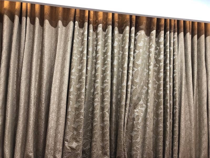 High QualityCurtains with blinds 1