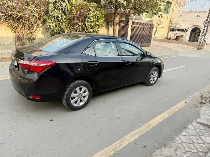 Toyota Altis Grande 2015 3