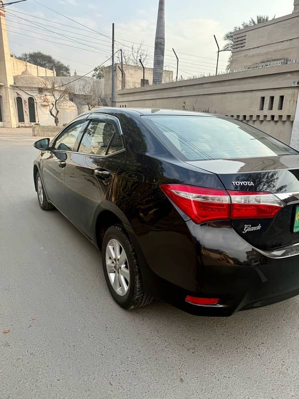 Toyota Altis Grande 2015 5