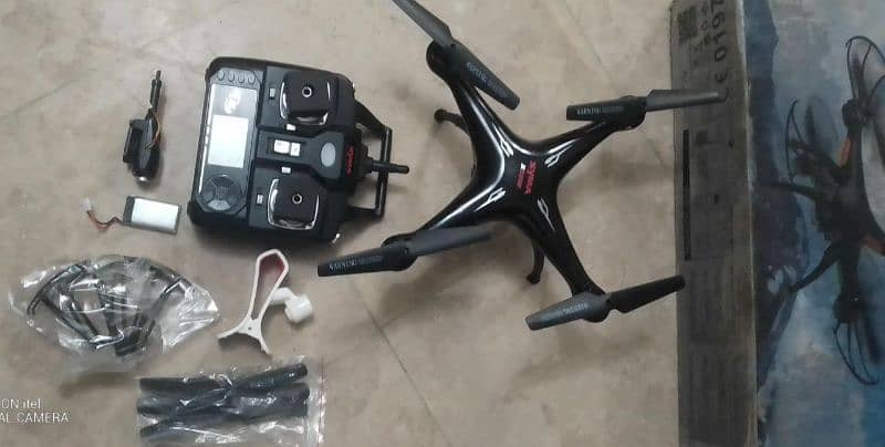 Syma X5SW-1 with WiFi camera for real time videos/photos 12