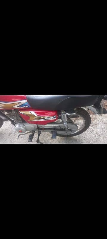 urgent sale 125 model 2020 neat nd clean bike. . 4