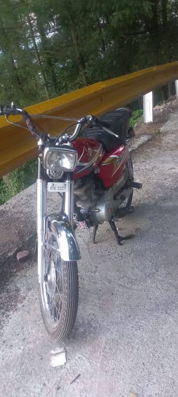 urgent sale 125 model 2020 neat nd clean bike. . 8