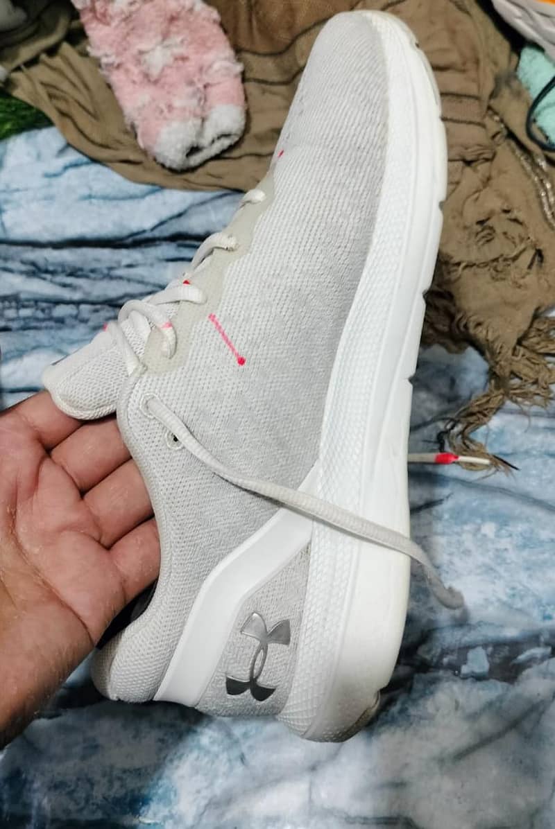 Under Armour 5