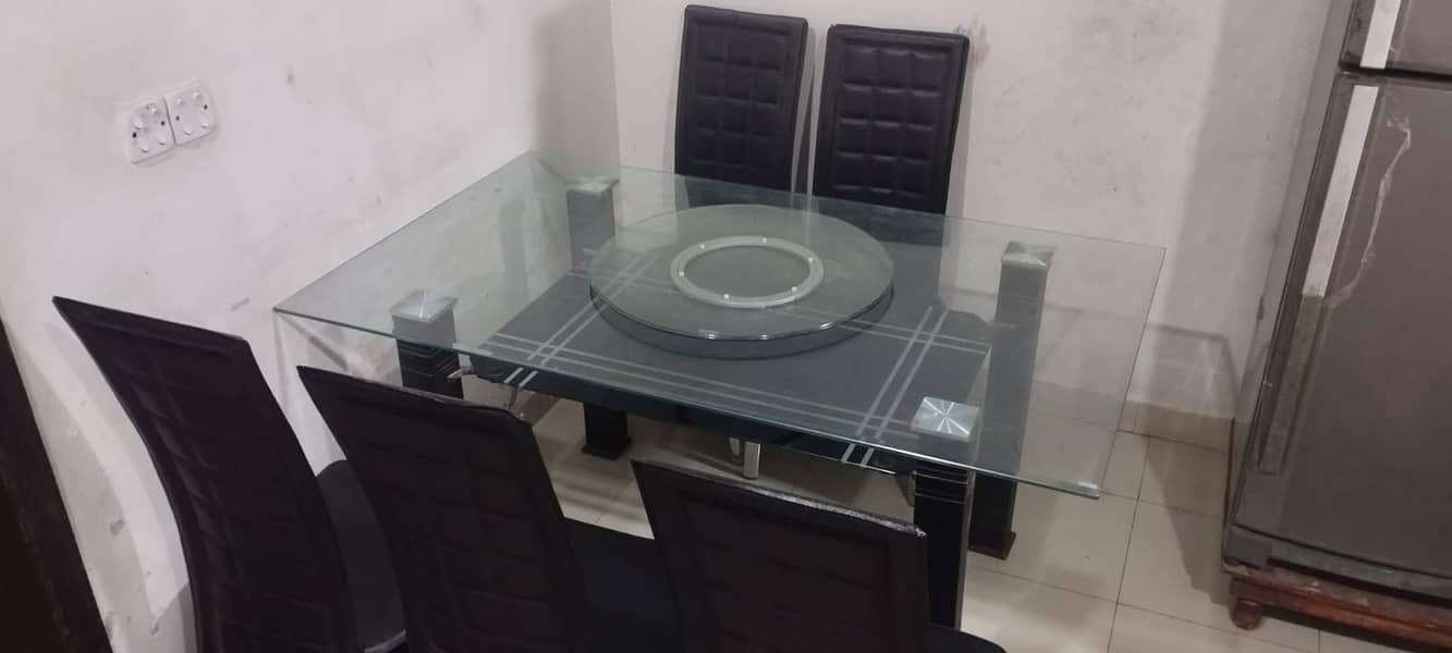 6 Seater Dining table with 5 chairs 5