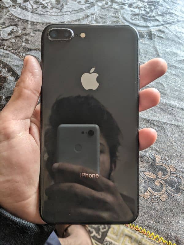 Iphone 8 plus 1