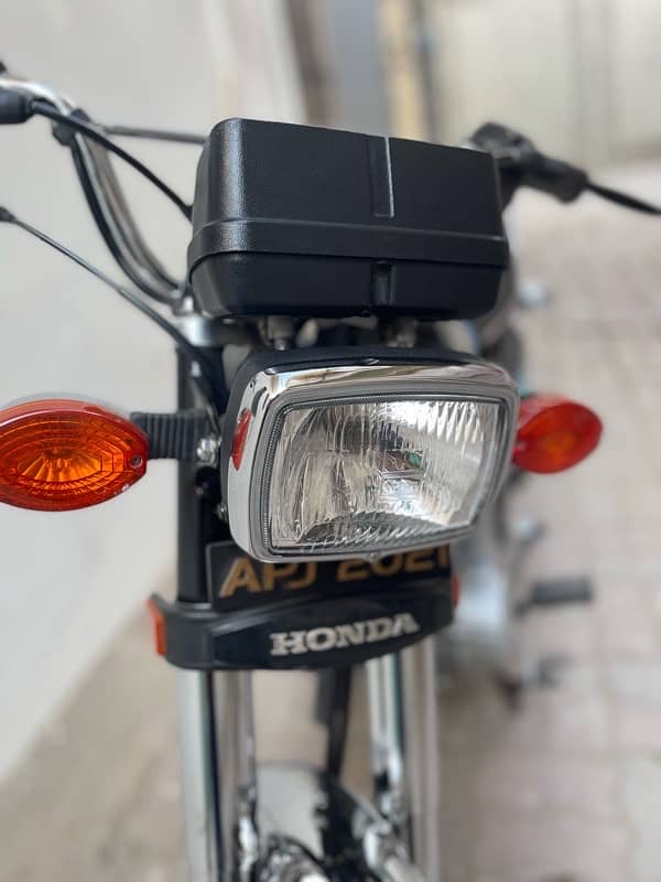 Honda 125/125/bike/honda/newbikes/homeusedbike/125honda 3