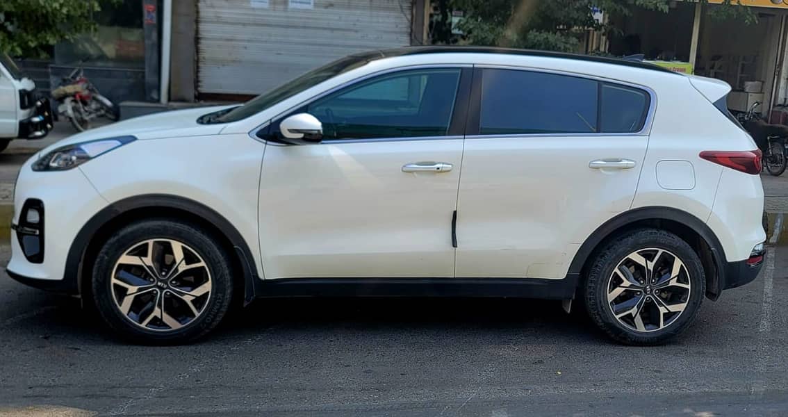 KIA Sportage  FWD 2021 9