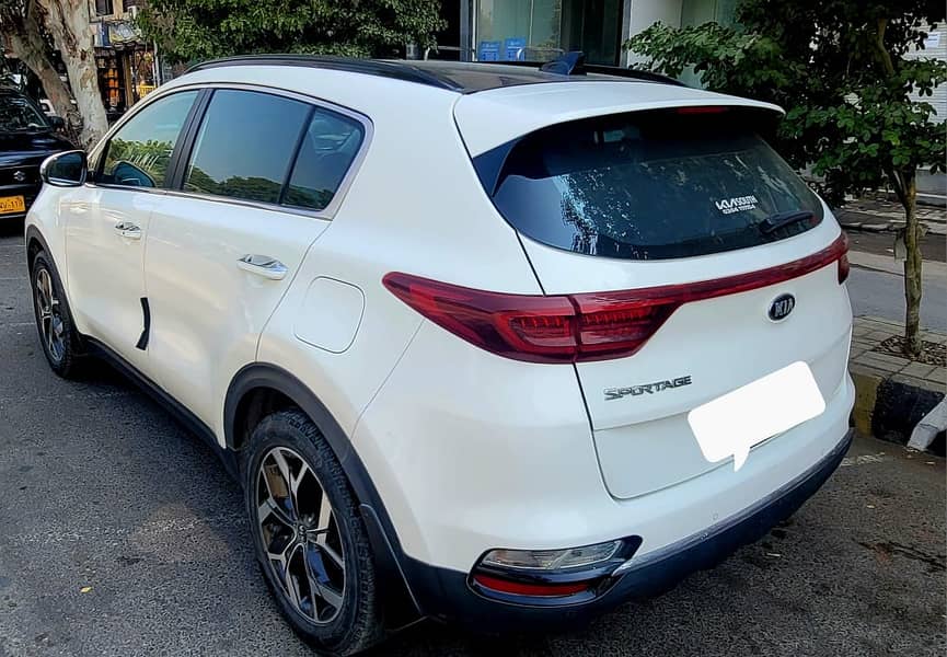 KIA Sportage  FWD 2021 12