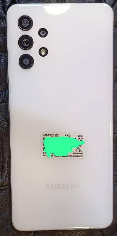 very good and clean condition 6/128 samsung A 32 0