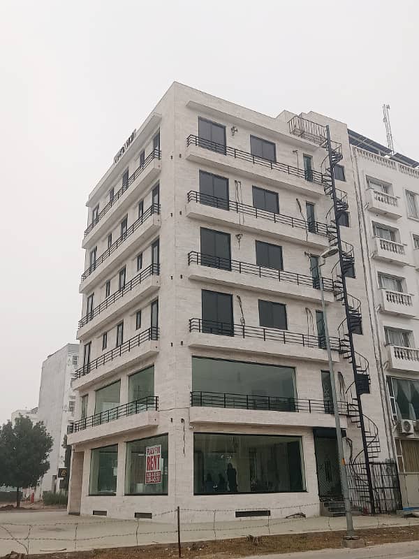 10 Marla Commercial Building Available For Sale In Bahria Town Lahore 1