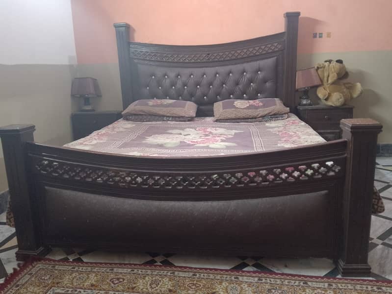 Bed, side table & dressing table for sale 03349883332 5