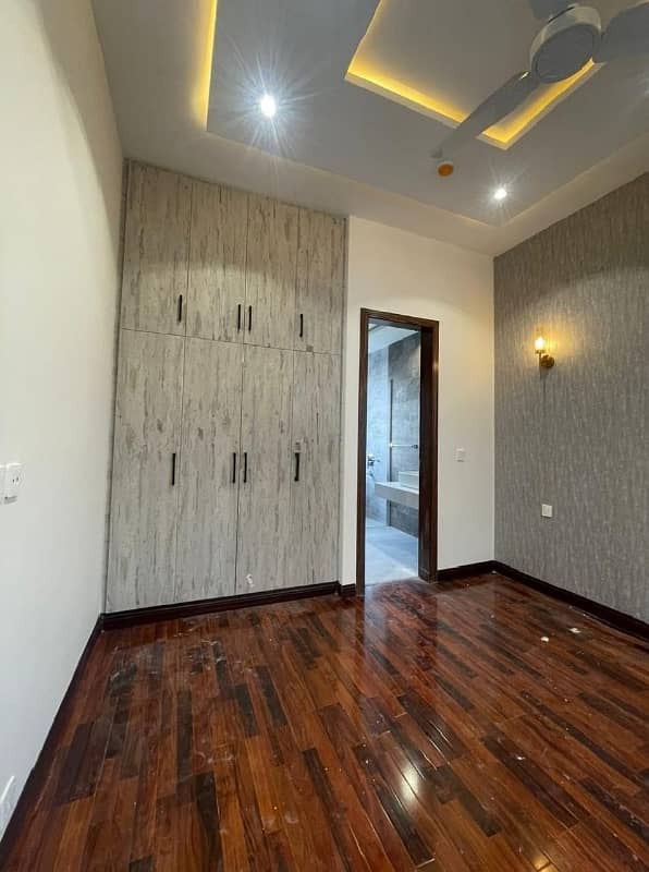 1 Kanal Upper Portion Available For Rent Less then Market rate In DHA Phase 1, Block P. 1