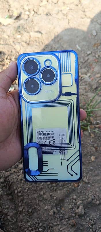 Infinix hot 40 8(256) 10by10 condition contact 03355075338 0