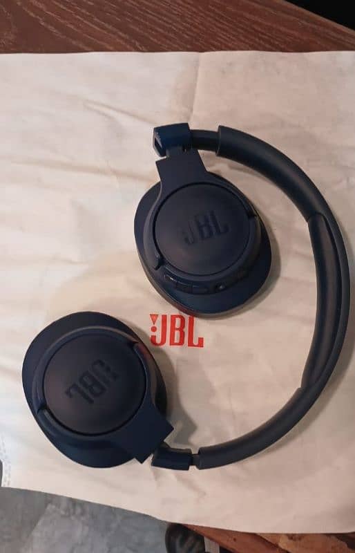 Original JBL TUNE 720BT Pure Bass 4