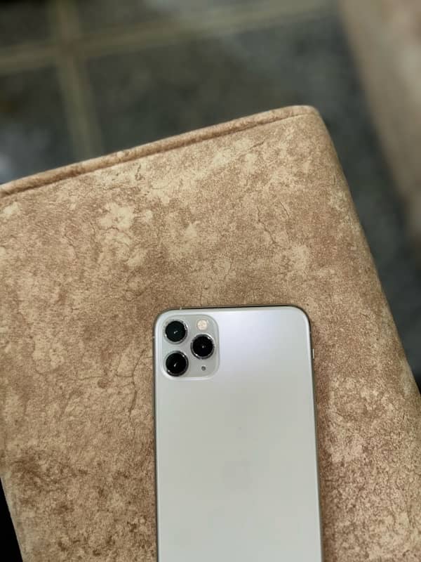 iPhone 11 Pro Max non pta 256 gb 5