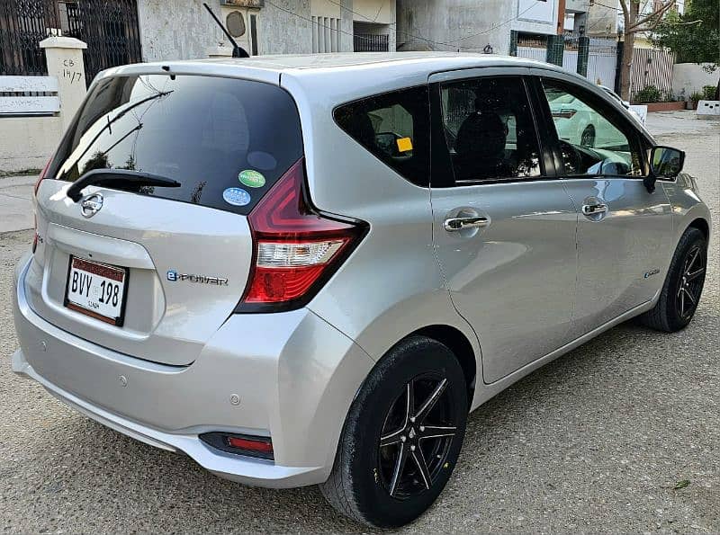 Nissan Note E Power 2018 4