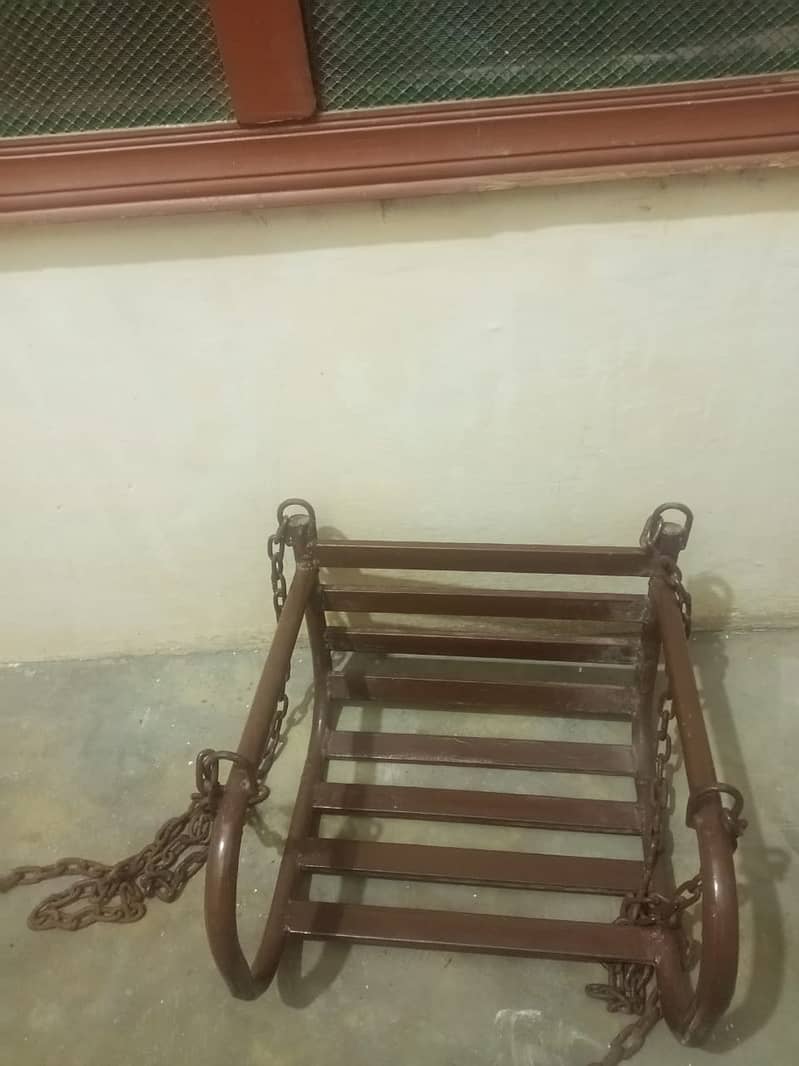 Baby Swing very good condition,bacho ka jola 2