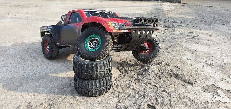 Traxxas Slash RC Axial  not Traxxas Arrma monster Truckr Buggy 6