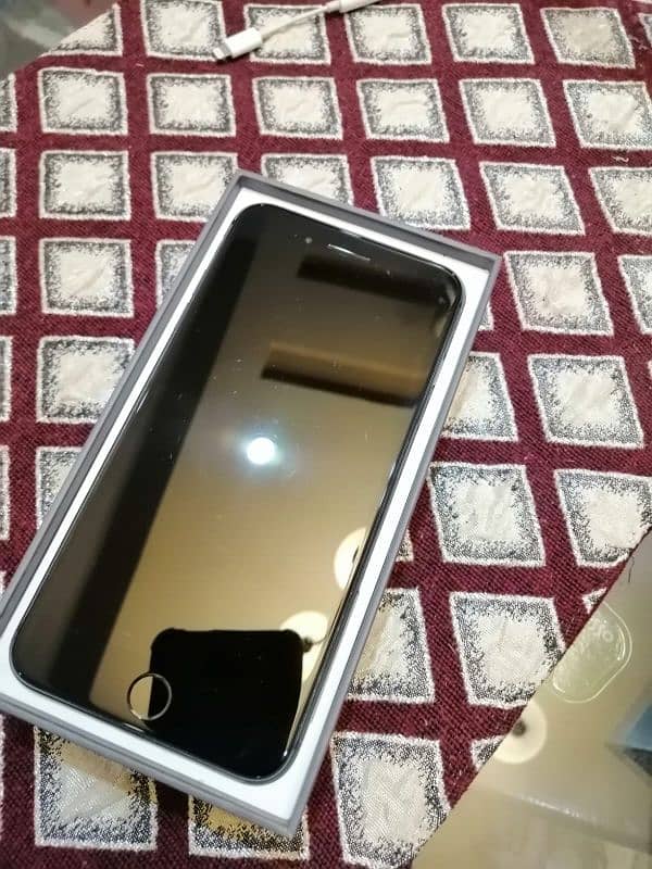 Iphone 8 Plus Non Pta (Camera not working) 1