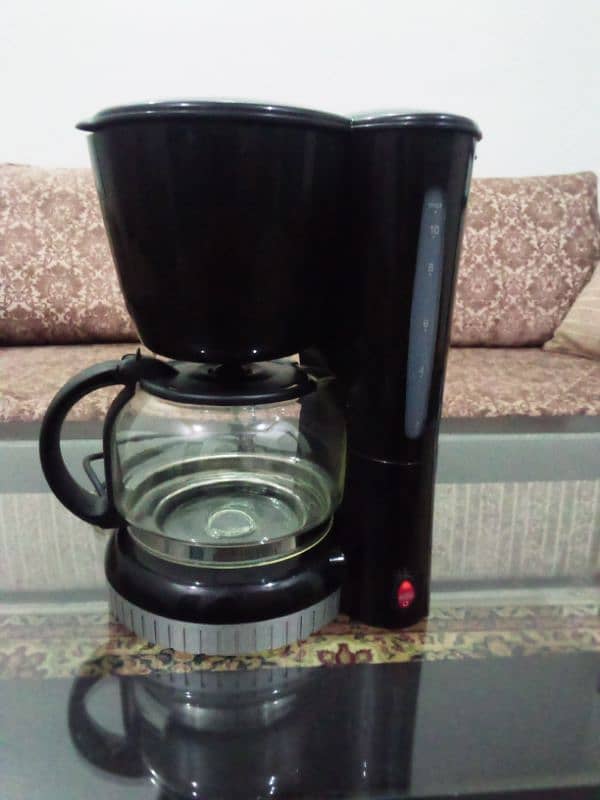 Drip coffee maker 1