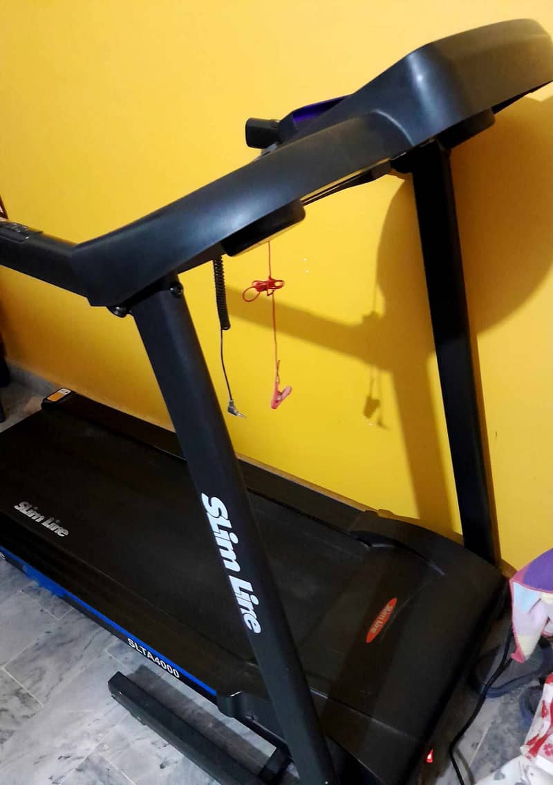 Slimline in excellent condition treadmill 3