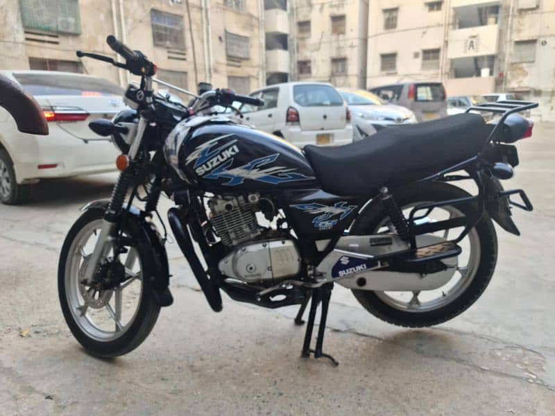 Suzuki gs 150 se 2020 end 3