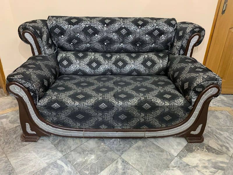 Sofa Set used with sofa cover 0