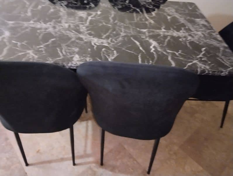 Marble dining table 1