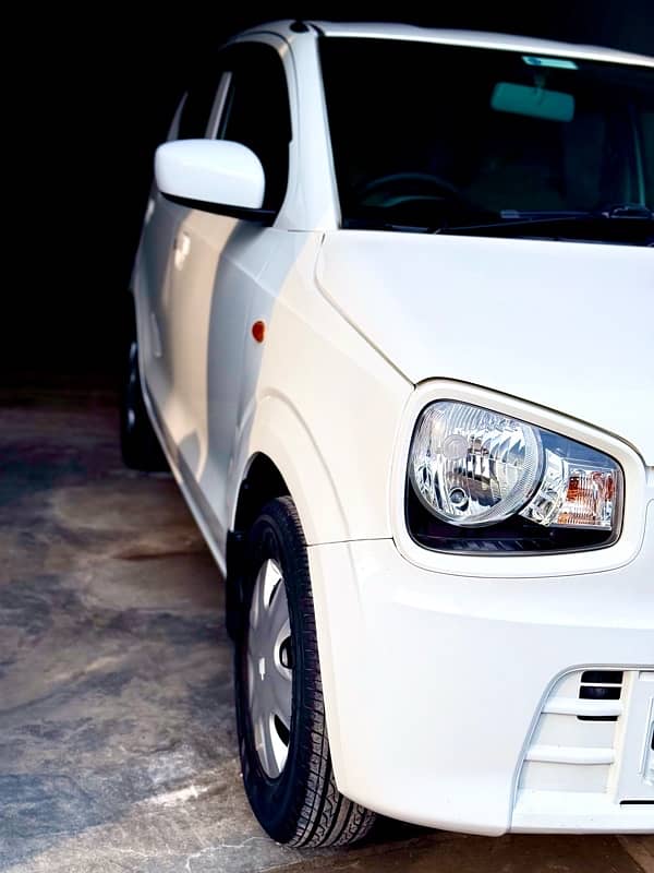 Suzuki Alto VXL brand new plus solar paper new tyre 12