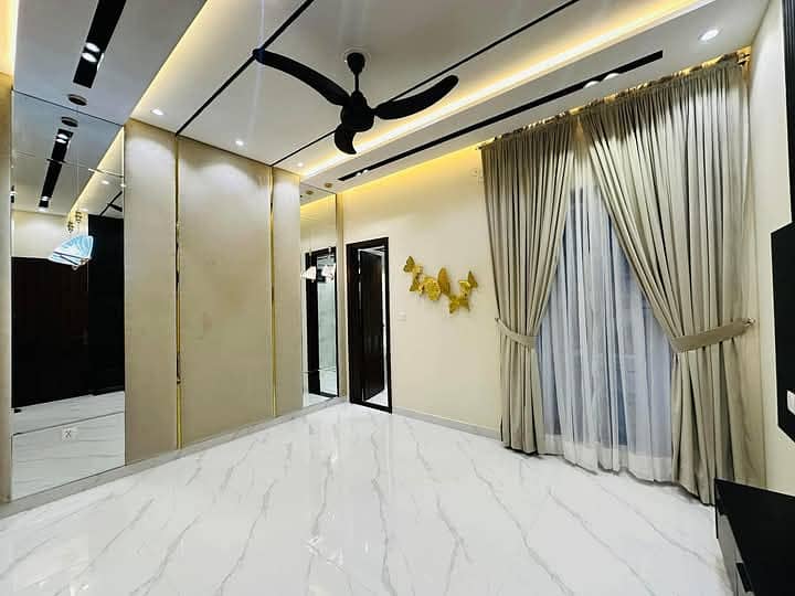 05 Marla Out Class Stylish Brand New Luxury Bungalow For Rent In DHA 9 Town 4