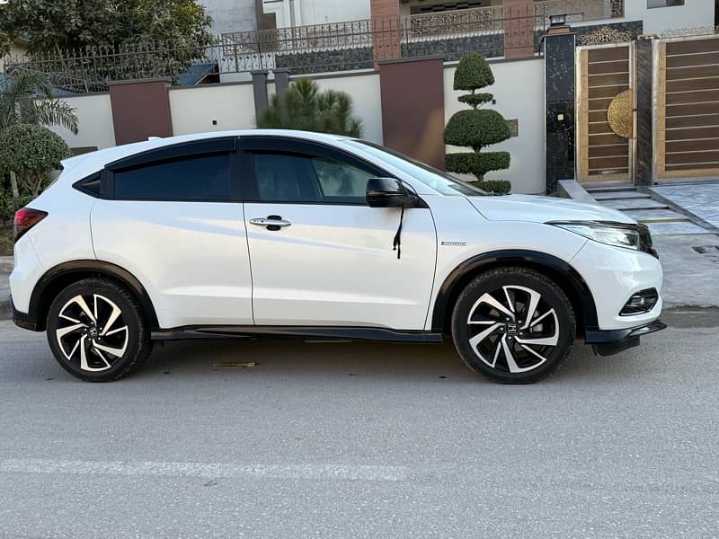 Honda Vezel Rs 2019 1