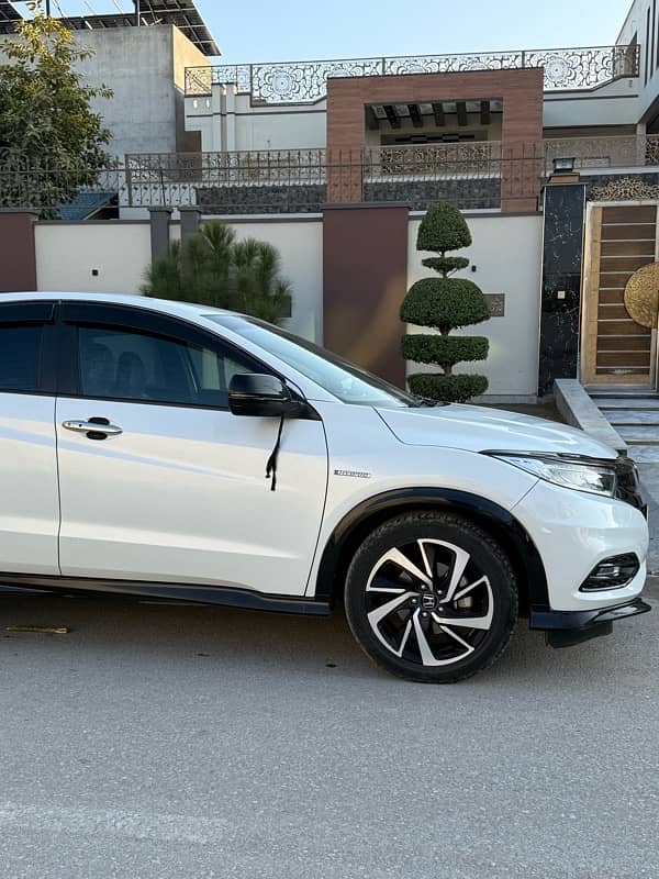 Honda Vezel Rs 2019 3