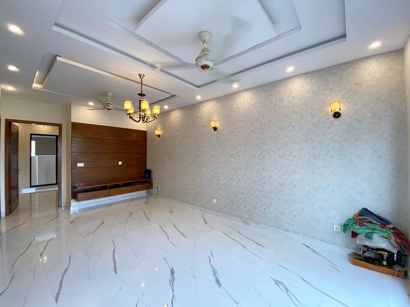 05 Marla Luxury Bungalow For Rent In C-Block DHA 9 Town 15