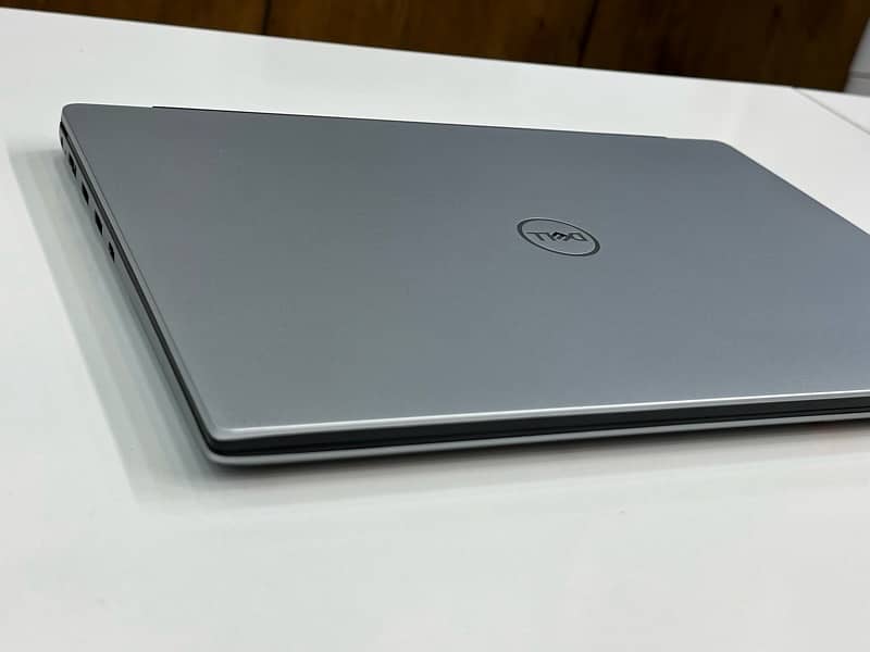 DELL VOSTRO 5490 ( CORE-i7 / 10th GEN ) 16 GB RAM-256 GB SSD 2 GB GPU 4