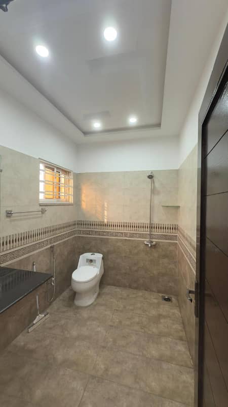 10 MARLA UPPER PORTION AVAILABLE FOR RENT IN MUHAFIZ TOWN PHASE 2 2