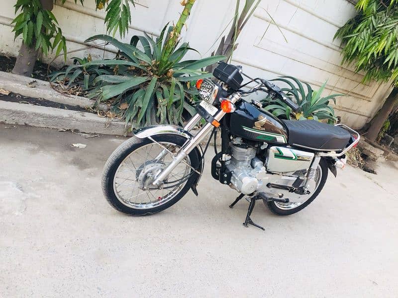 Honda CG 125 2023 model 2