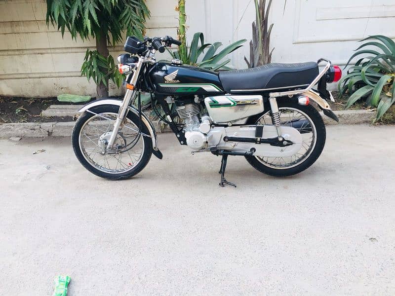 Honda CG 125 2023 model 3