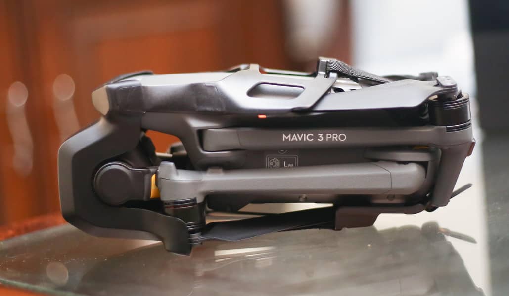 DJI Mavic 3 Pro Aircraft 6